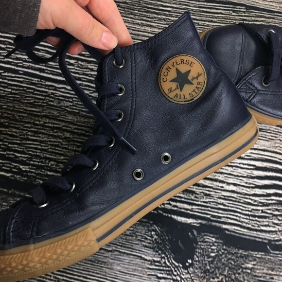 junior leather converse